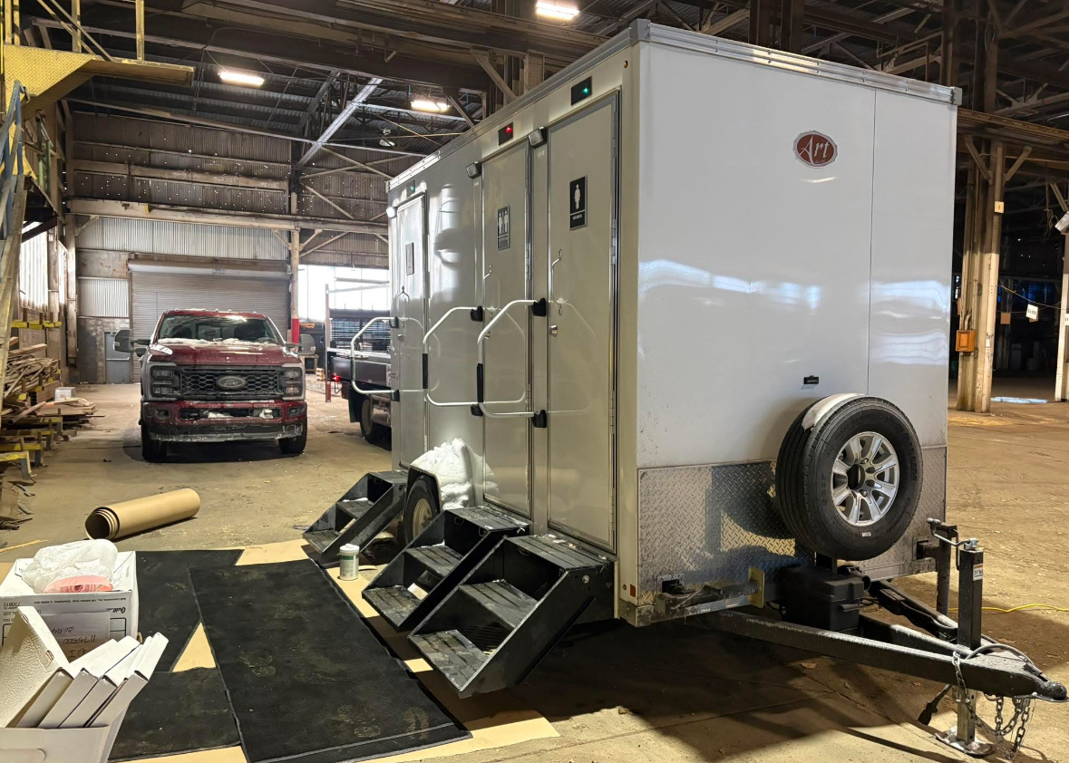 3-Station in the shop